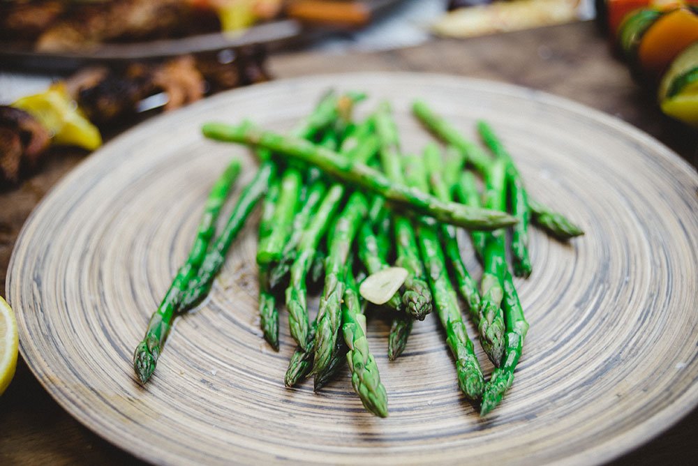 Asparagus rafts with Garlic and Butter Rub